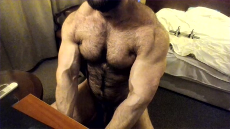 heavenlymuscledbeast  12-03-2022
